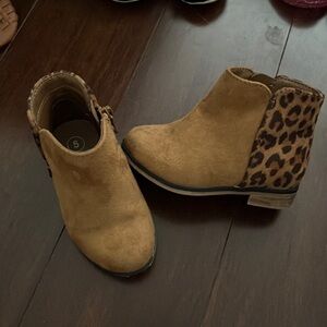 Adorable Toddler boots